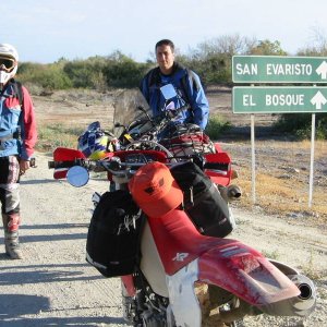 a real road sign but no map