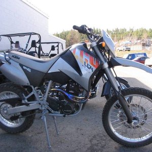 For Sale  2001, 1100miles LC640