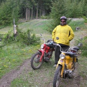 Rob_in_bush_gear