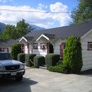 The_Totem_Motel