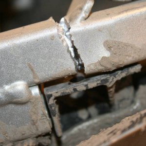 Broken_sub_frame_007