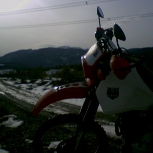 Still icy out watch out
