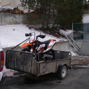 Trailer & Bike arrives at home!