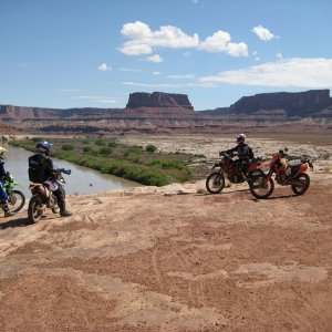 WhiteRimGreenRiver