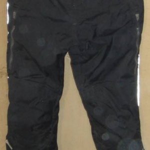 Columbia street pants front