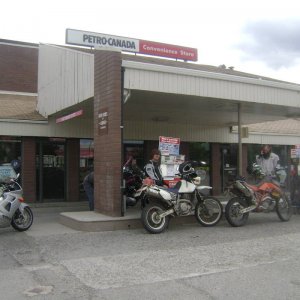 loose_screw_pre_ride_2010_034