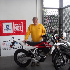 tomcycles new husqvarna TE 310 2011