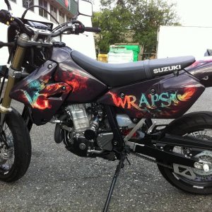 Suzuki DRZ 400 wrap at vehicle-graphics.ca