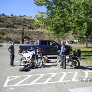 summit trail, unloading in Twisp, Wash.