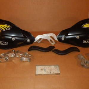 Cycra Handguards - Front