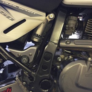 DR650_White_-_7
