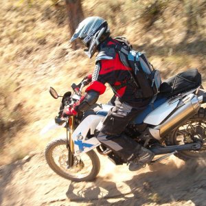 loose_screw_dual_sport_ride2007_014