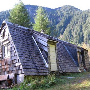 cavers cabin