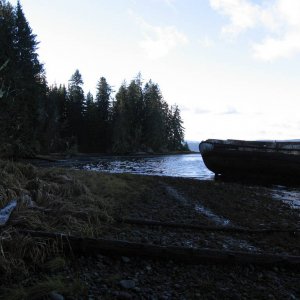 Nice bay behind wreck